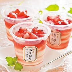 博多_あまおうのたっぷり苺のアイス